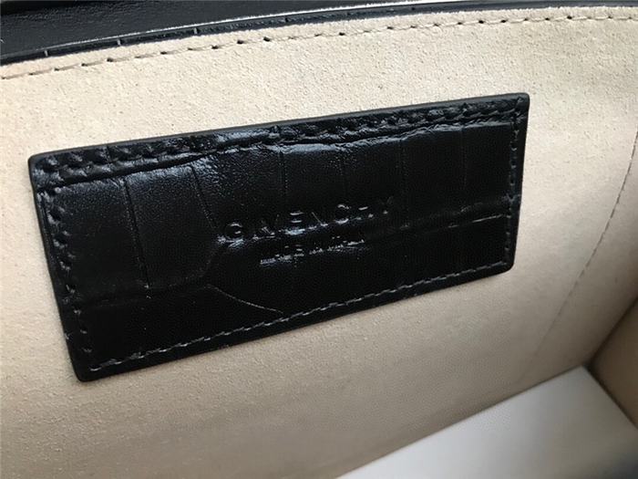 Yupoo Tote with elegant design Black 01A