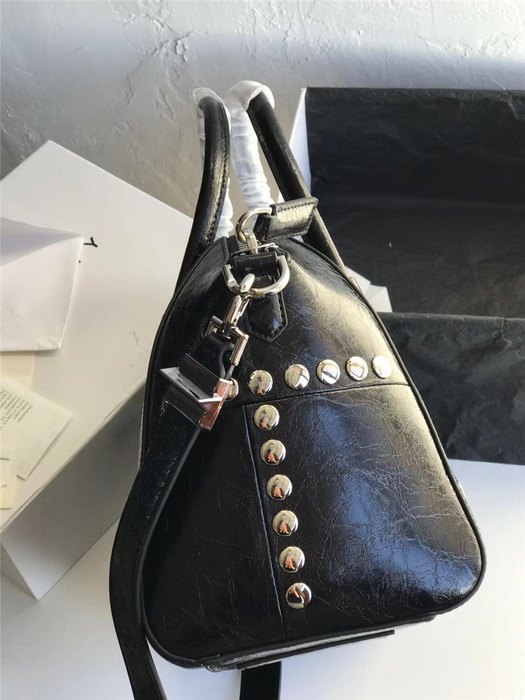 Yupoo Tote with unique studded design Black 01A