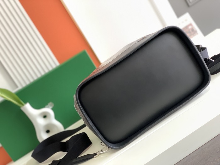 Yupoo Backpack with sleek design and functional features Black 01A