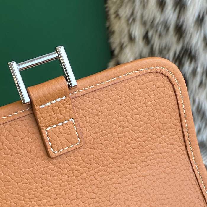 Yupoo BagTypeCrossbody Stylish and Compact Brown 01A