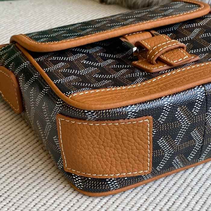 Yupoo BagTypeCrossbody Stylish and Compact Brown 01A