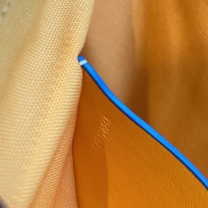 Yupoo BagTypeTote Blue Tote with subtle embossed pattern Blue 01A