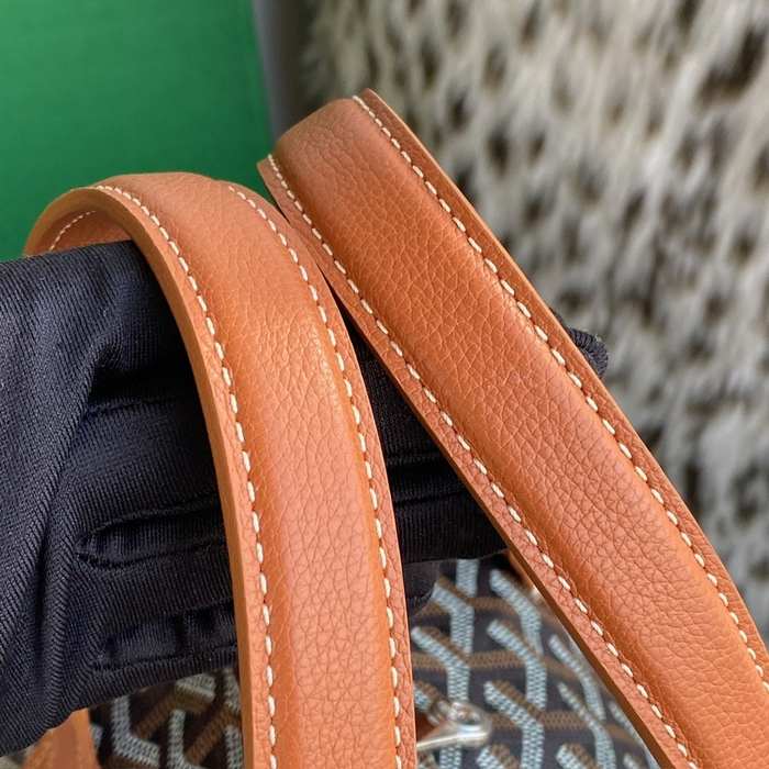 Yupoo BagTypeTote Canvas duffle bag with spacious design Brown 01A