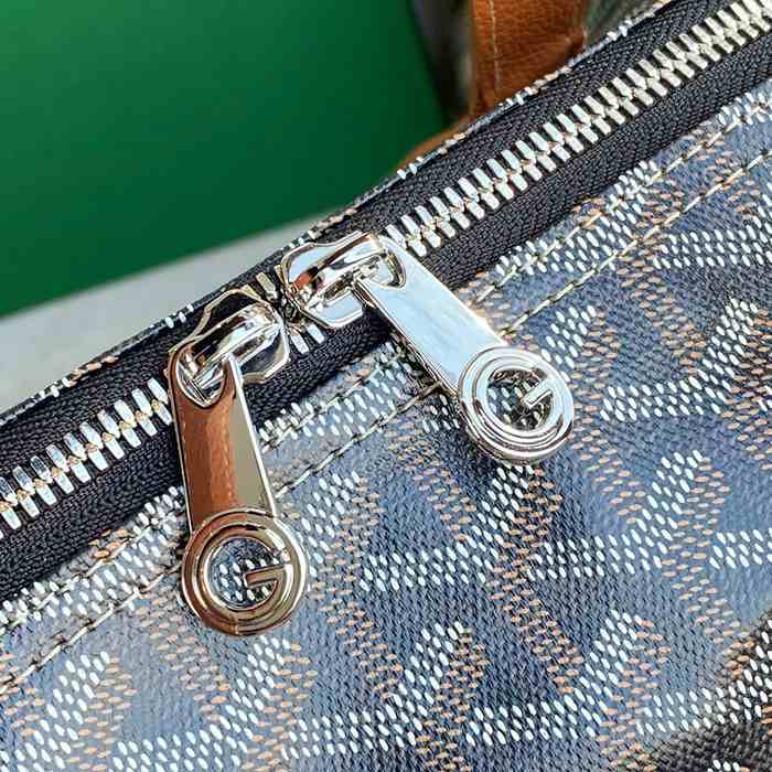 Yupoo BagTypeTote Canvas duffle bag with spacious design Brown 01A