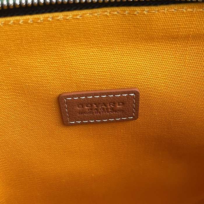 Yupoo BagTypeTote Canvas tote with leather accents Brown 01A