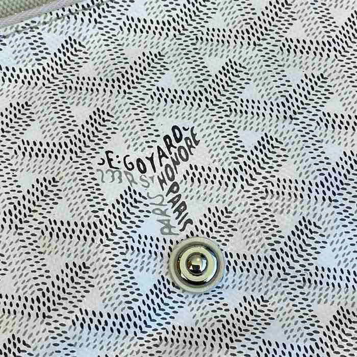 Yupoo BagTypeTote Compact Crossbody Bag with a sleek design Grey 01A