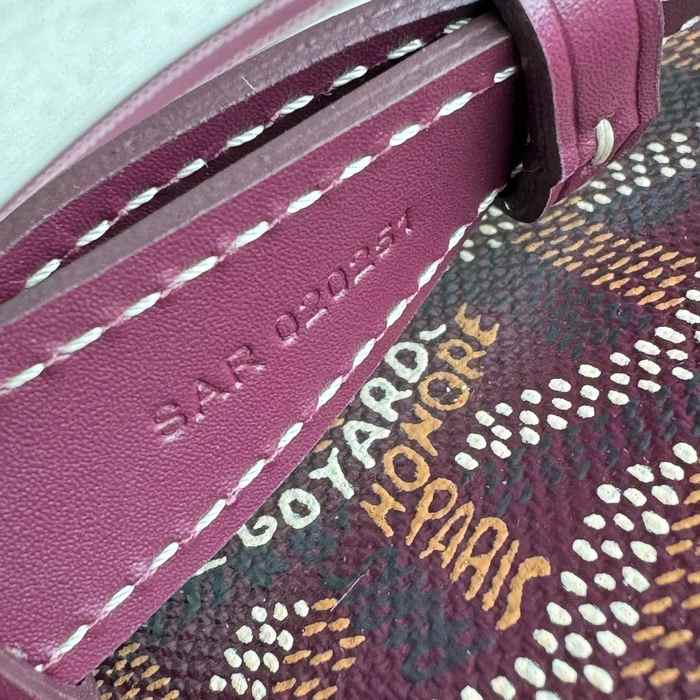 Yupoo BagTypeTote Compact Tote with Structured Design Burgundy 01A