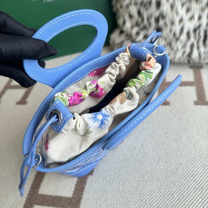 Yupoo BagTypeTote Compact Tote with decorative surface Blue 01A