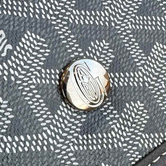 Yupoo BagTypeTote Elegant and Functional Tote with Structured Design Grey 01A