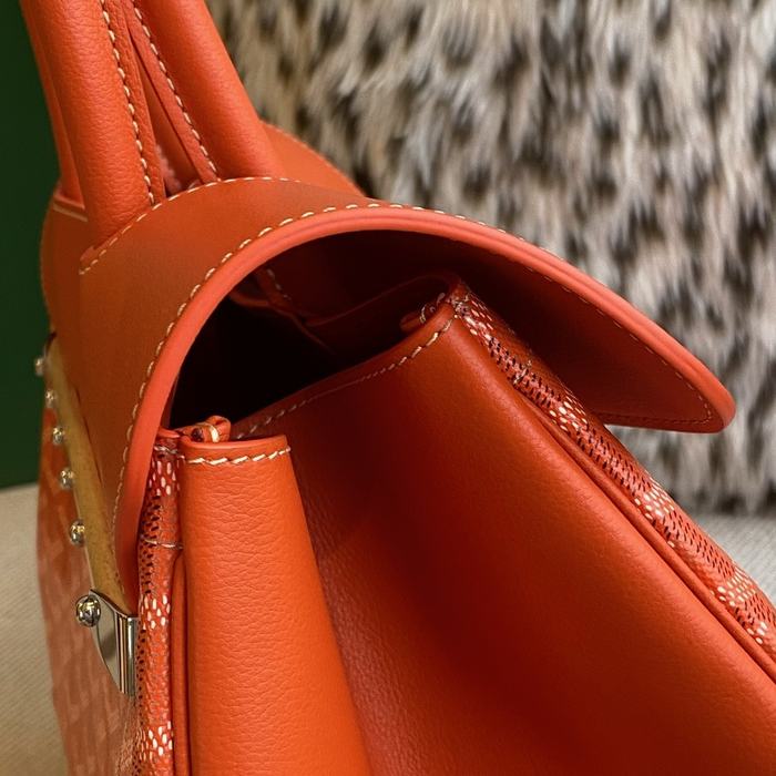 Yupoo BagTypeTote Elegant leather tote with structured shape Brown 01A