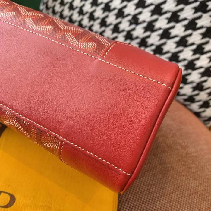 Yupoo BagTypeTote Elegant red leather tote with a structured design Red 01A