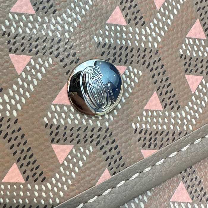 Yupoo BagTypeTote Fashion Tote with spacious design Brown 01A