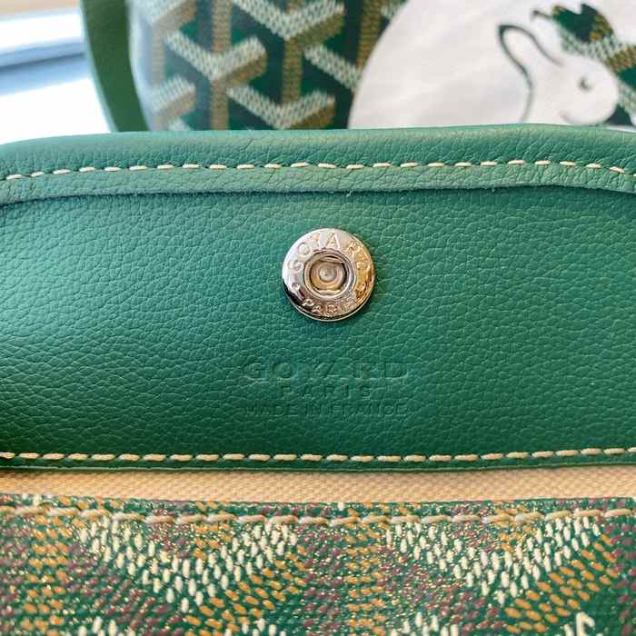 Yupoo BagTypeTote Green Canvas Tote with Stylish Handles Green 01A