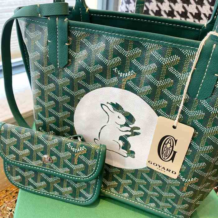 Yupoo BagTypeTote Green Canvas Tote with Stylish Handles Green 01A