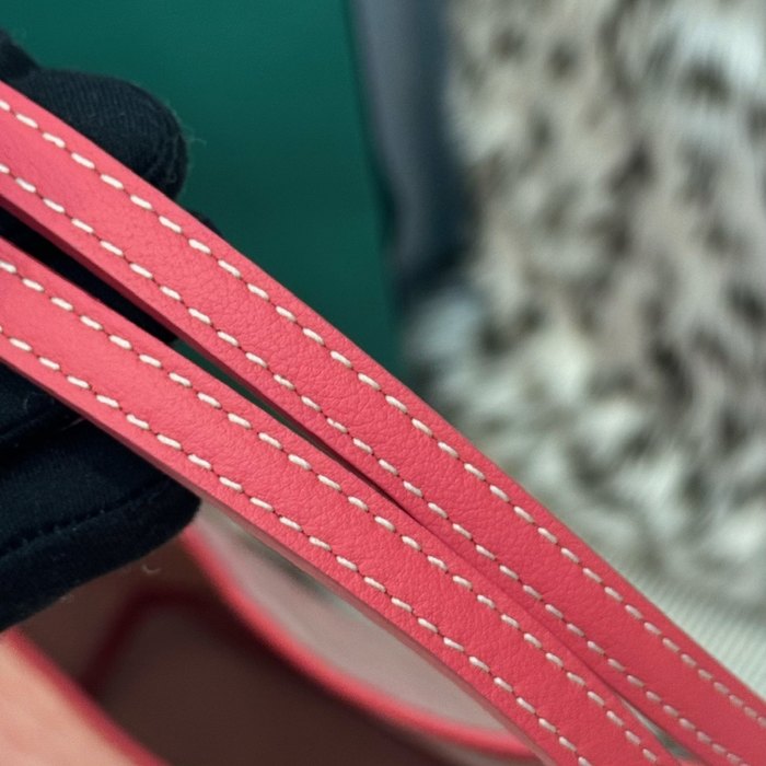 Yupoo BagTypeTote Large Tote with strong handles Red 01A