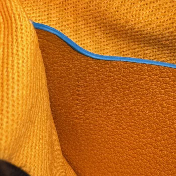 Yupoo BagTypeTote Small Tote with zip closure Blue 01A