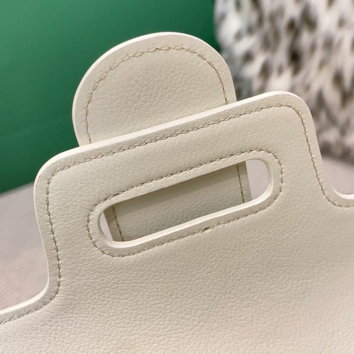 Yupoo BagTypeTote Small handbag with structured design White 01A