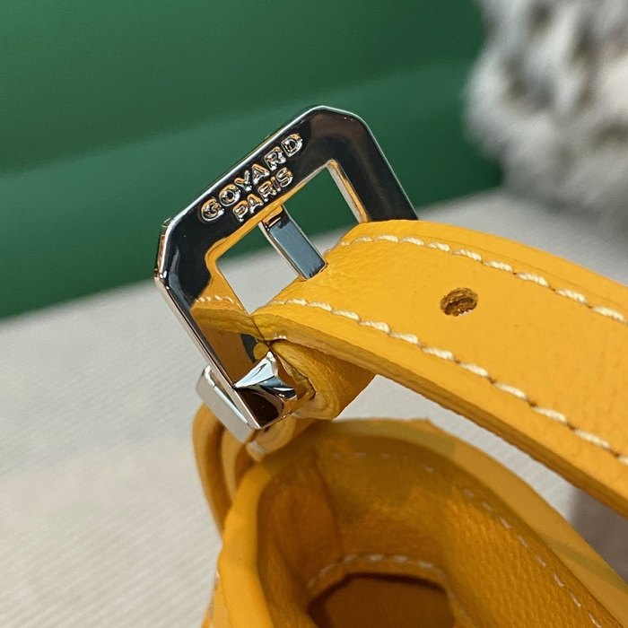 Yupoo BagTypeTote Small shoulder bag with curved design Beige 01A