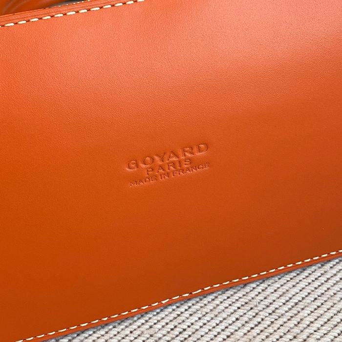 Yupoo BagTypeTote Small structured handbag with dual handles and a detachable strap Brown 01A