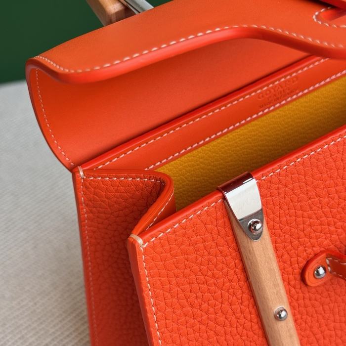 Yupoo BagTypeTote Small structured tote with top handle Red 01A