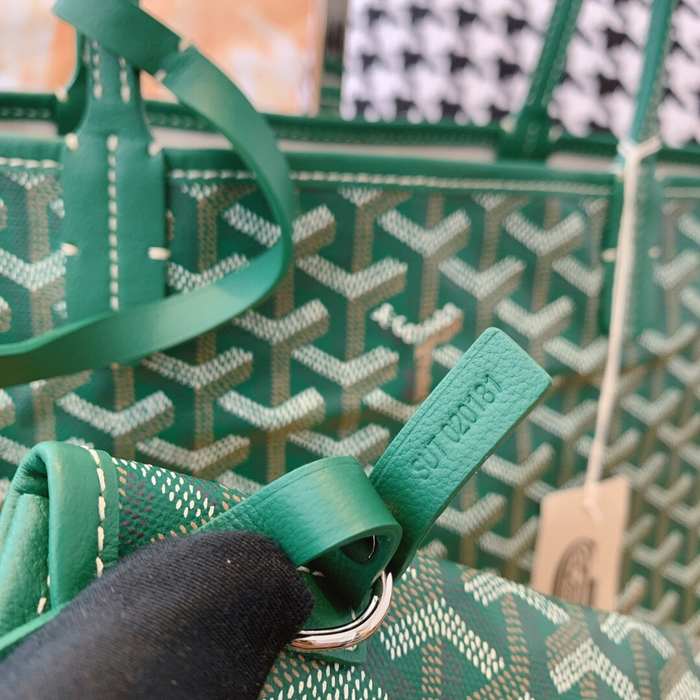 Yupoo BagTypeTote Spacious and Stylish Tote Bag Green 01A