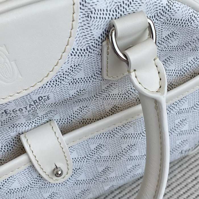 Yupoo BagTypeTote Spacious design with curved handles White 01A