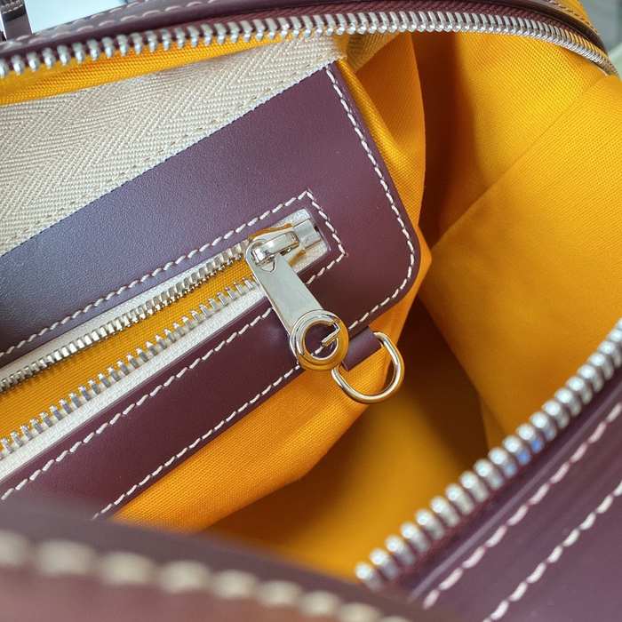 Yupoo BagTypeTote Spacious with structured design Burgundy 01A