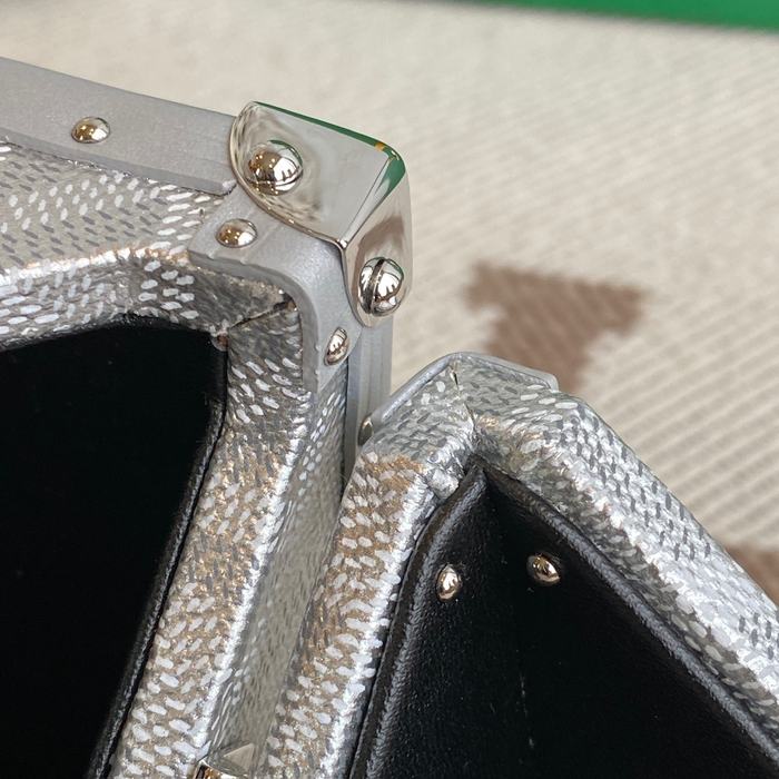 Yupoo BagTypeTote Square Shape Tote with Signature Patterns Grey 01A