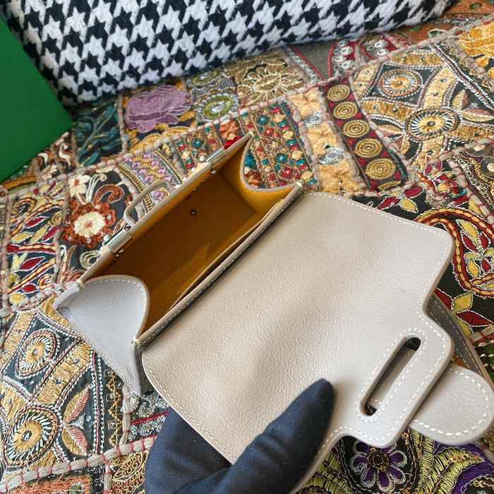 Yupoo BagTypeTote Structured Tote Bag Beige 01A