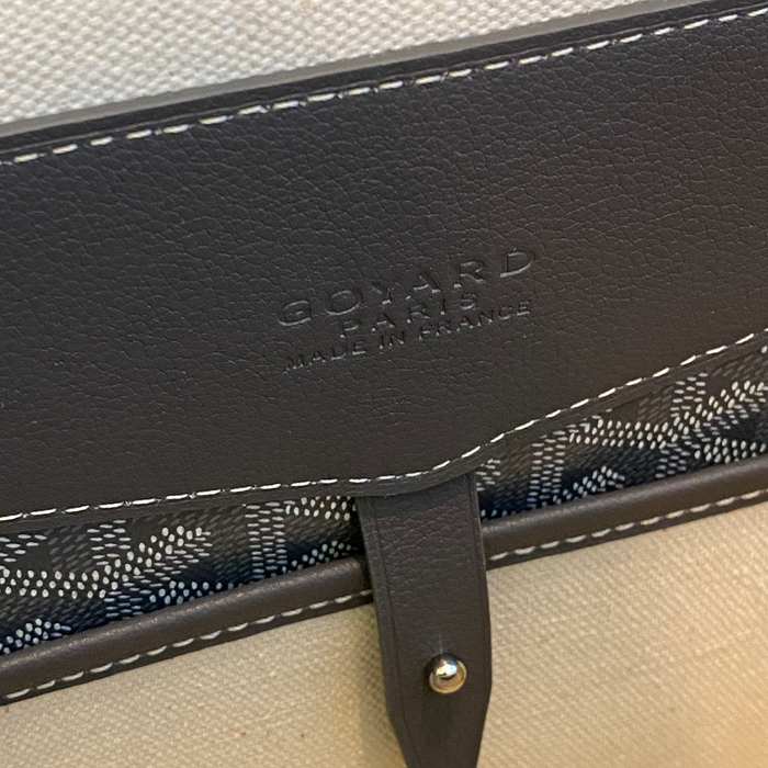 Yupoo BagTypeTote Structured Tote with sturdy handles Grey 01A