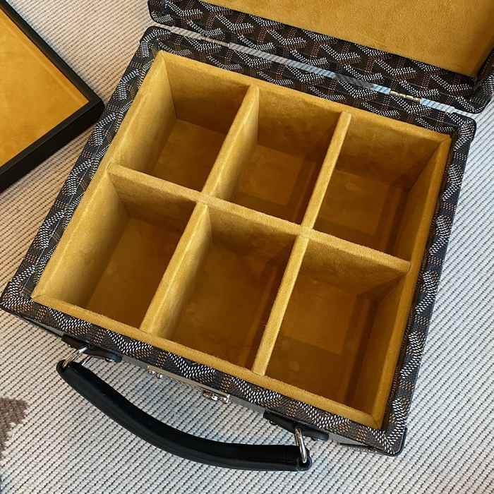 Yupoo BagTypeTote Stylish and Compact Tote Black 01A