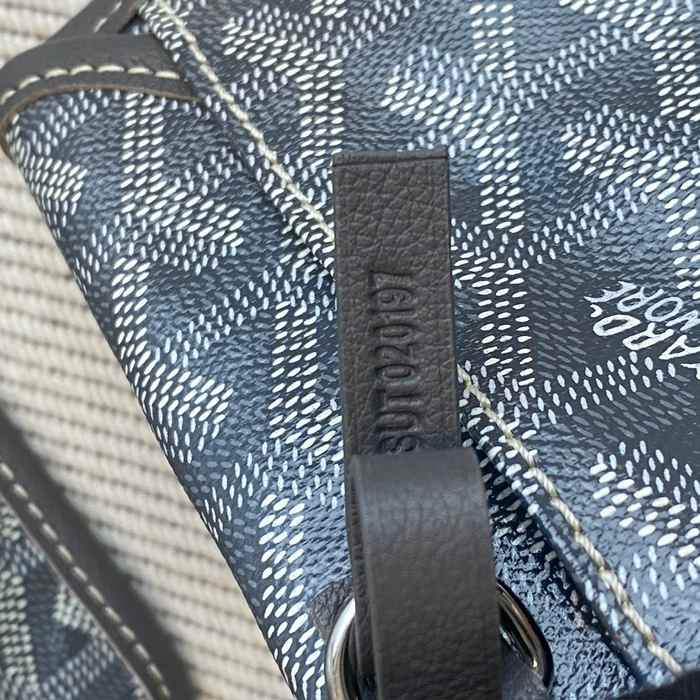 Yupoo BagTypeTote Stylish and Functional Tote with Durable Material Grey 01A