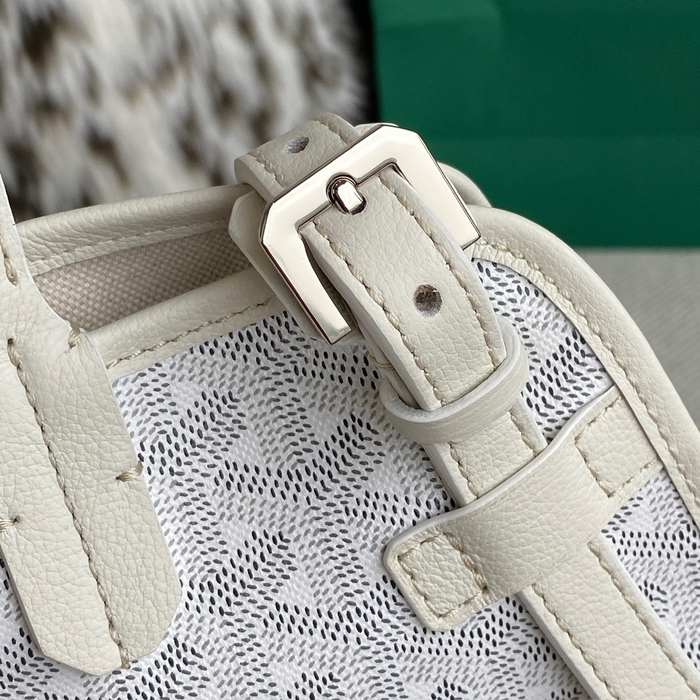 Yupoo BagTypeTote Stylish and spacious tote bag White 01A