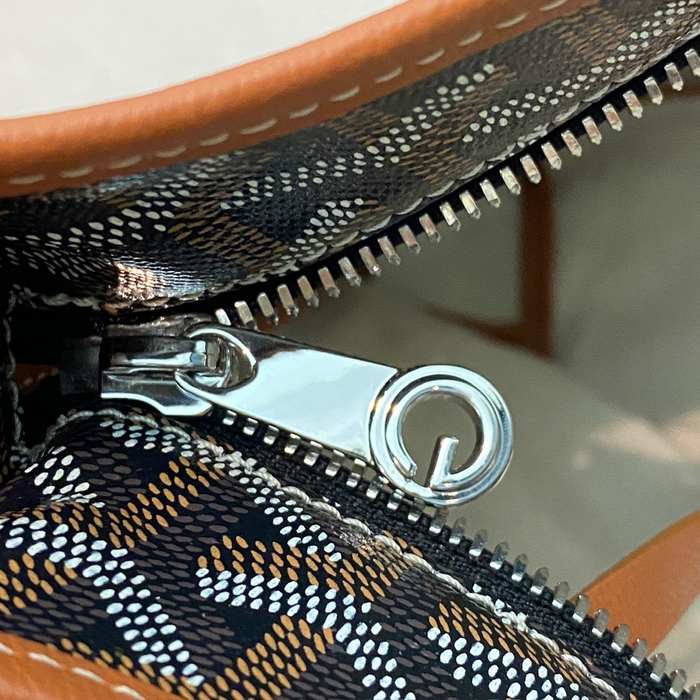 Yupoo BagTypeTote Stylish tote with a spacious design Brown 01A