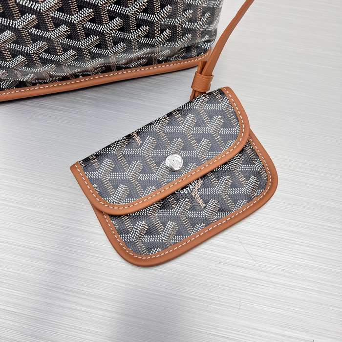 Yupoo BagTypeTote Stylish tote with dual handles Brown 01A