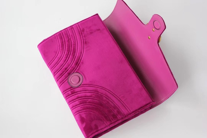 Gucci BagTypeTote Quilted Leather Tote Black 01A 6