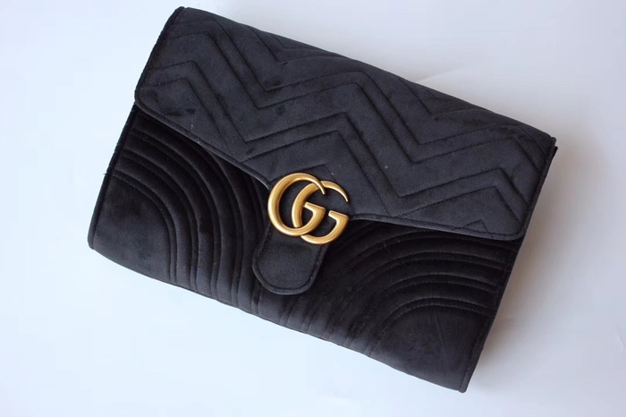 Gucci BagTypeTote Quilted Leather Tote Black 01A 6