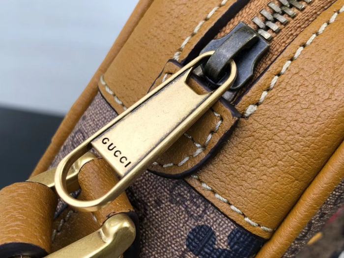 Gucci Crossbody BagTypeTote with adjustable shoulder strap and spacious design Brown 01A