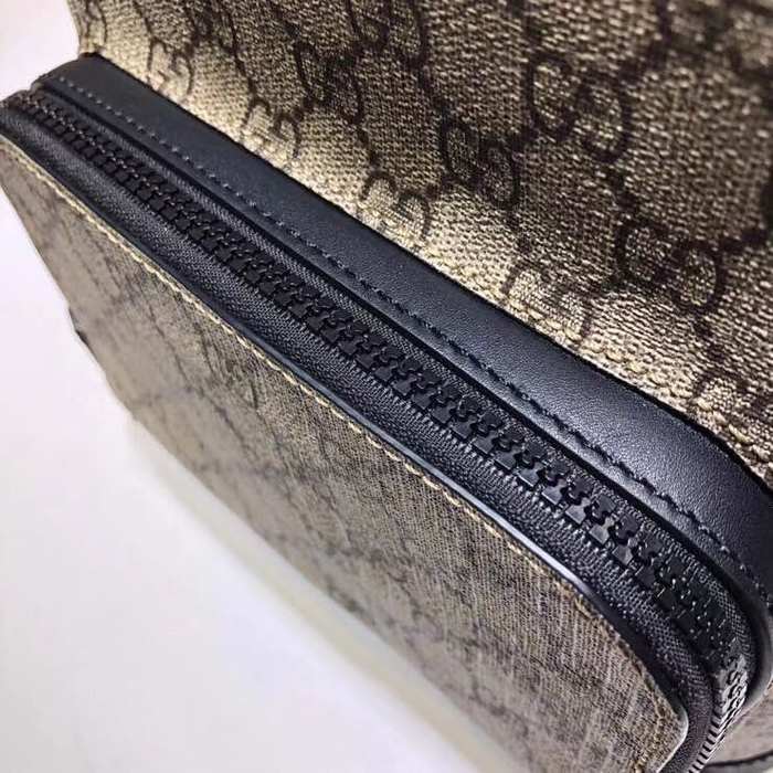 Gucci Backpack with modern design Beige 01B