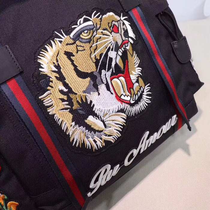 Gucci Backpack with sporty features Black 01A