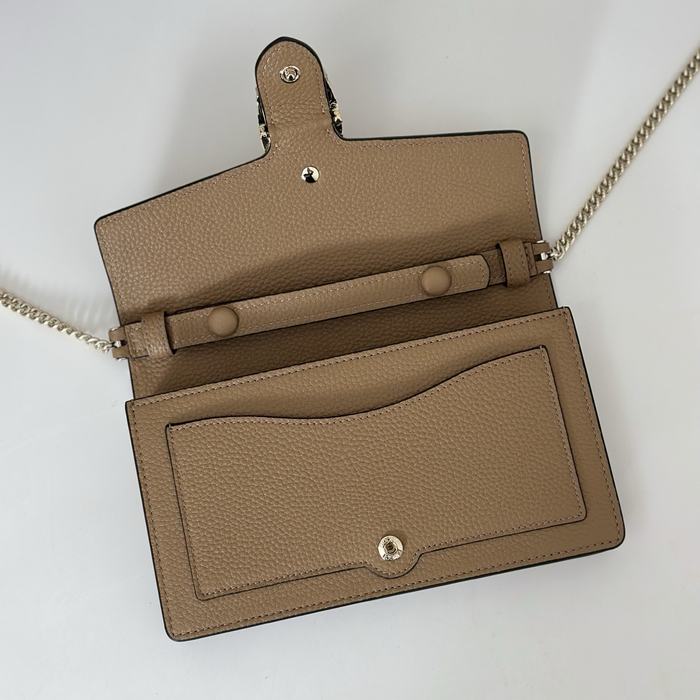 Gucci BagTypeCrossbody elegant leather Tan 01A