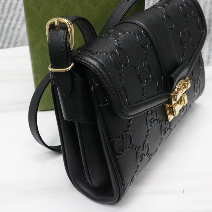 Gucci BagTypeTote  Crossbody Bag featuring elegant design White 01A