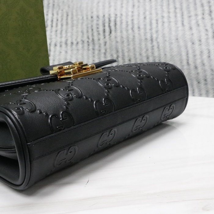 Gucci BagTypeTote  Crossbody Bag featuring elegant design White 01A