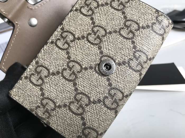 Gucci BagTypeTote Leather Wallet Beige 01A