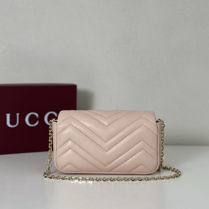 Gucci BagTypeTote Quilted Chain Wallet Beige 01A