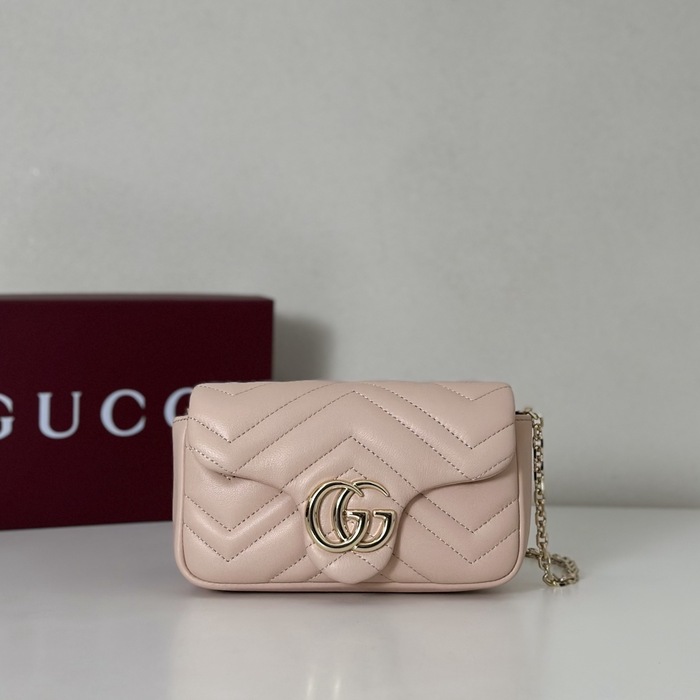 Gucci BagTypeTote Quilted Chain Wallet Beige 01A
