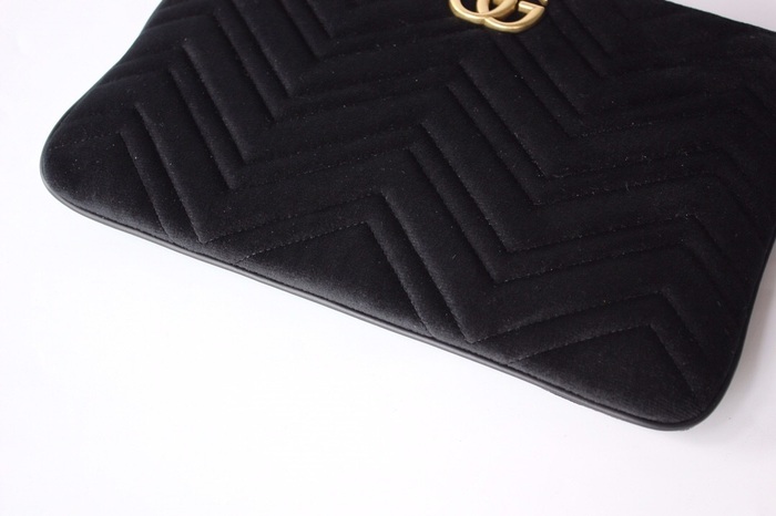 Gucci BagTypeTote Quilted Clutch Black 01A