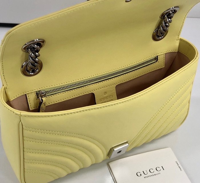 Gucci BagTypeTote Quilted Crossbody Design Blue 01A