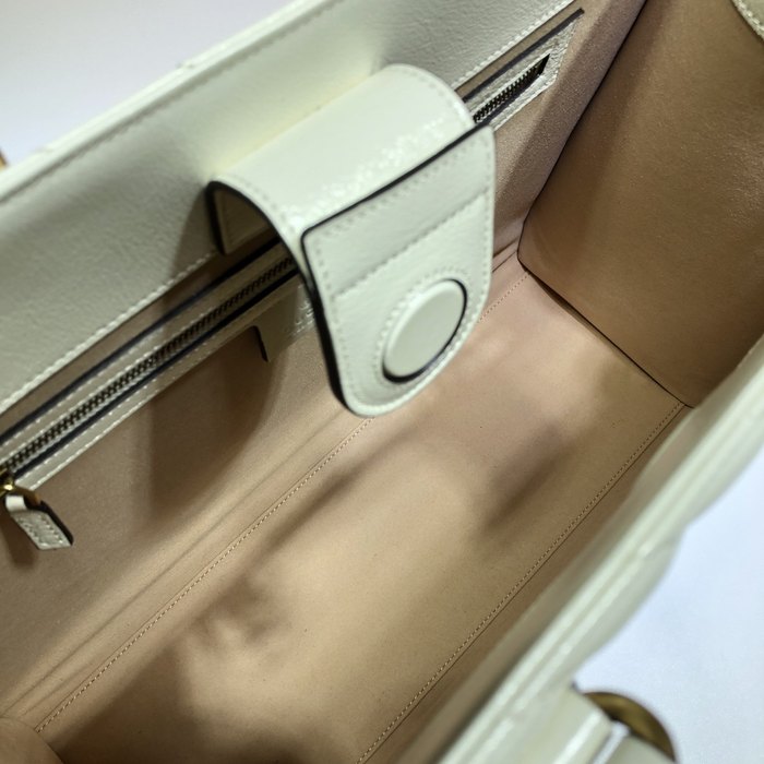 Gucci BagTypeTote Quilted Design Black 01A 2