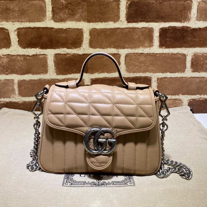 Gucci BagTypeTote Quilted Design Stylish Black 01A